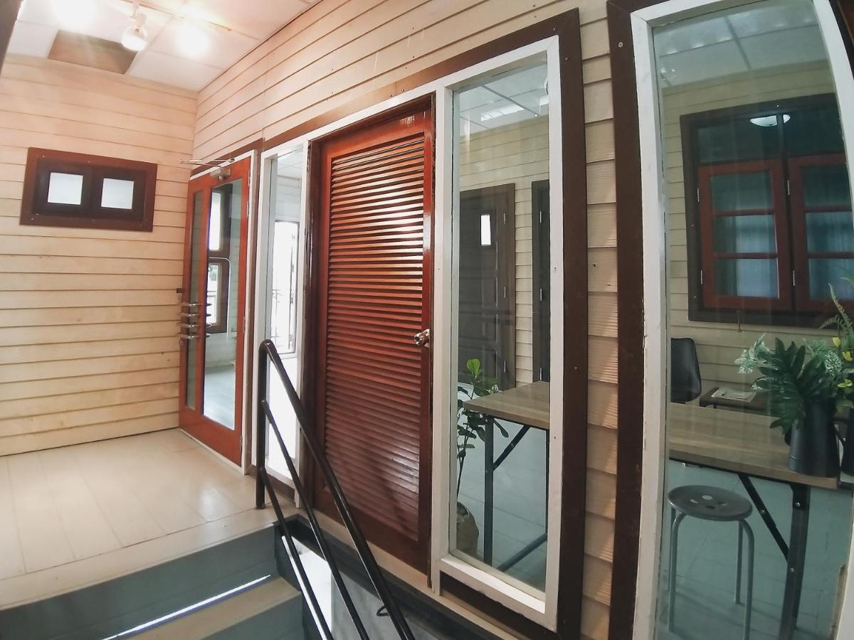 The Warehouse - Ayutthaya Apartment Exterior foto