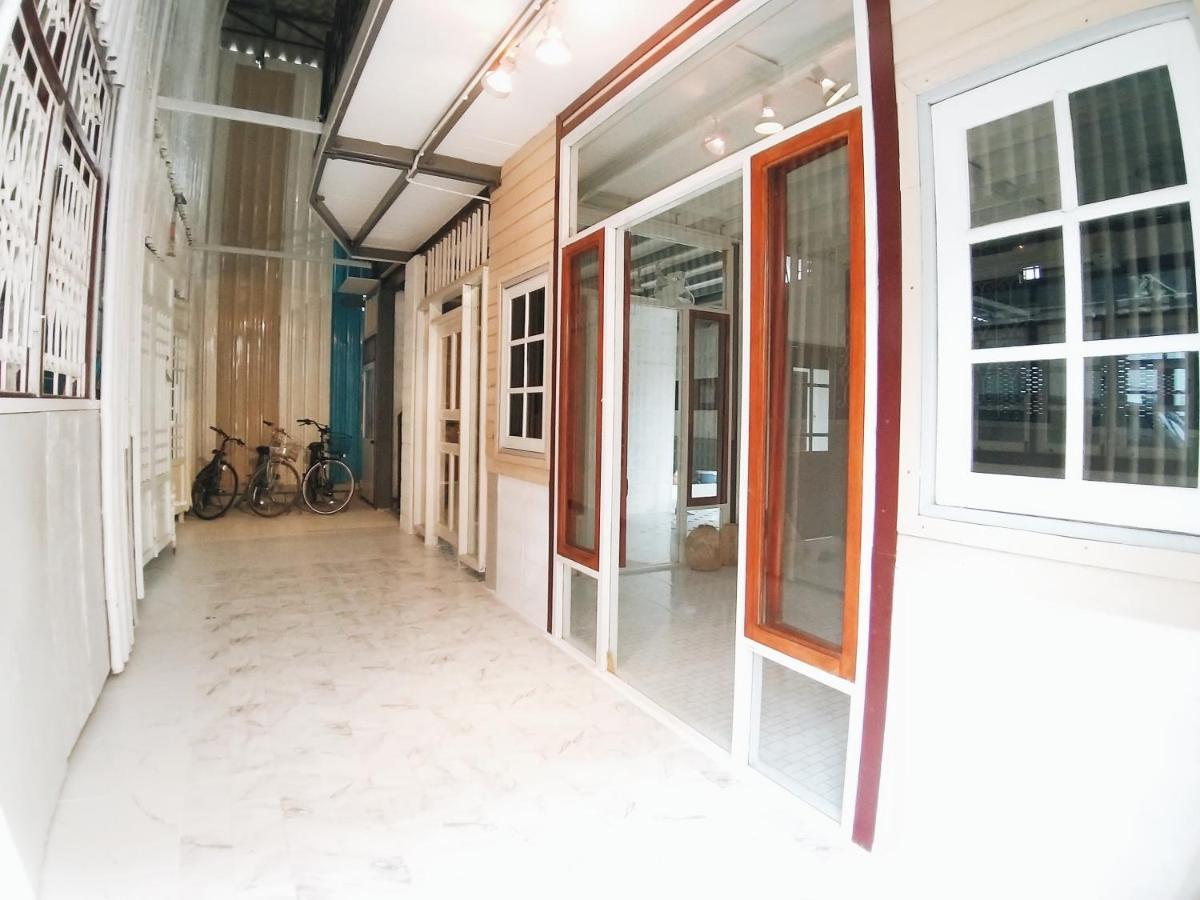 The Warehouse - Ayutthaya Apartment Exterior foto