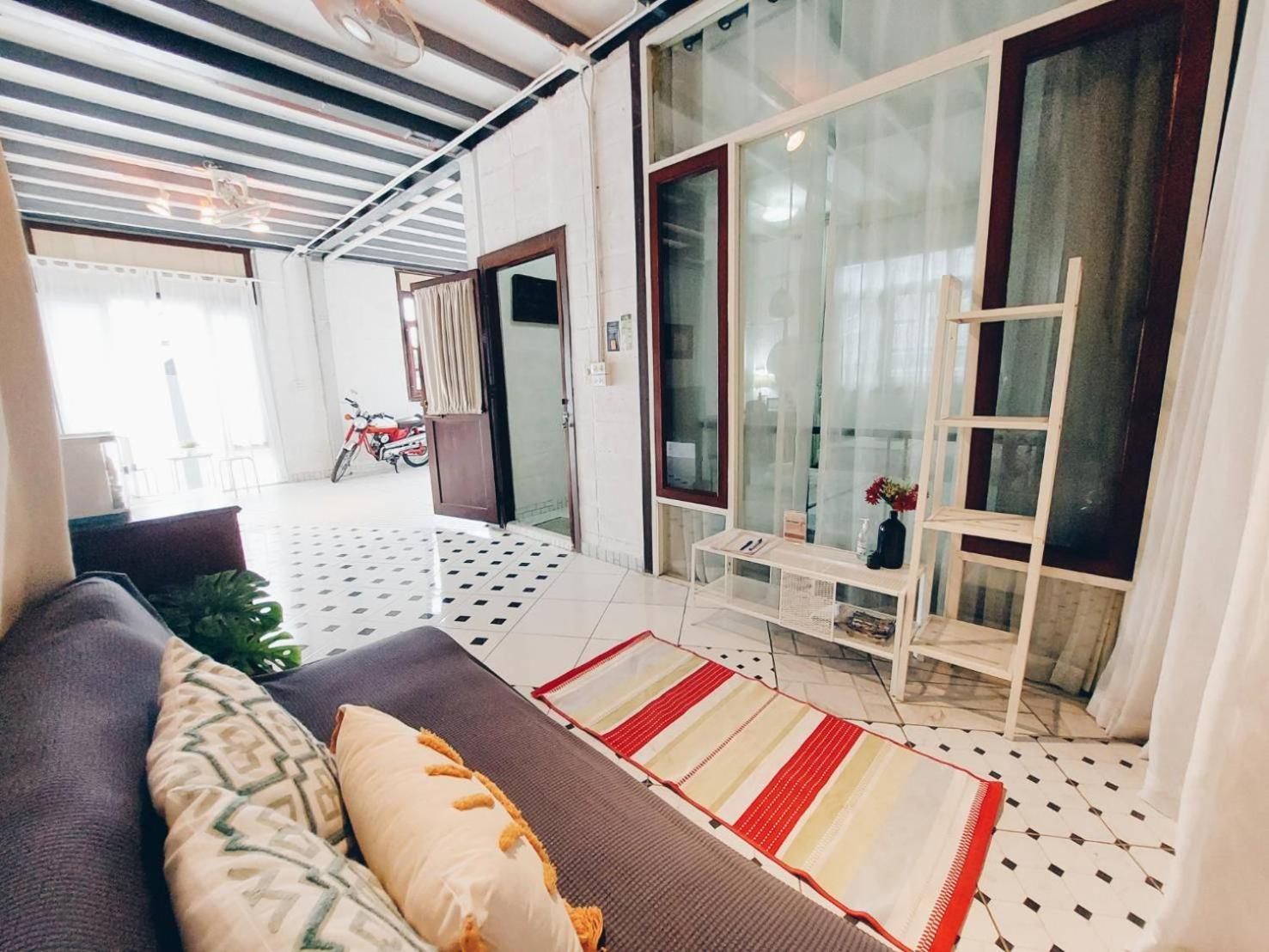 The Warehouse - Ayutthaya Apartment Exterior foto